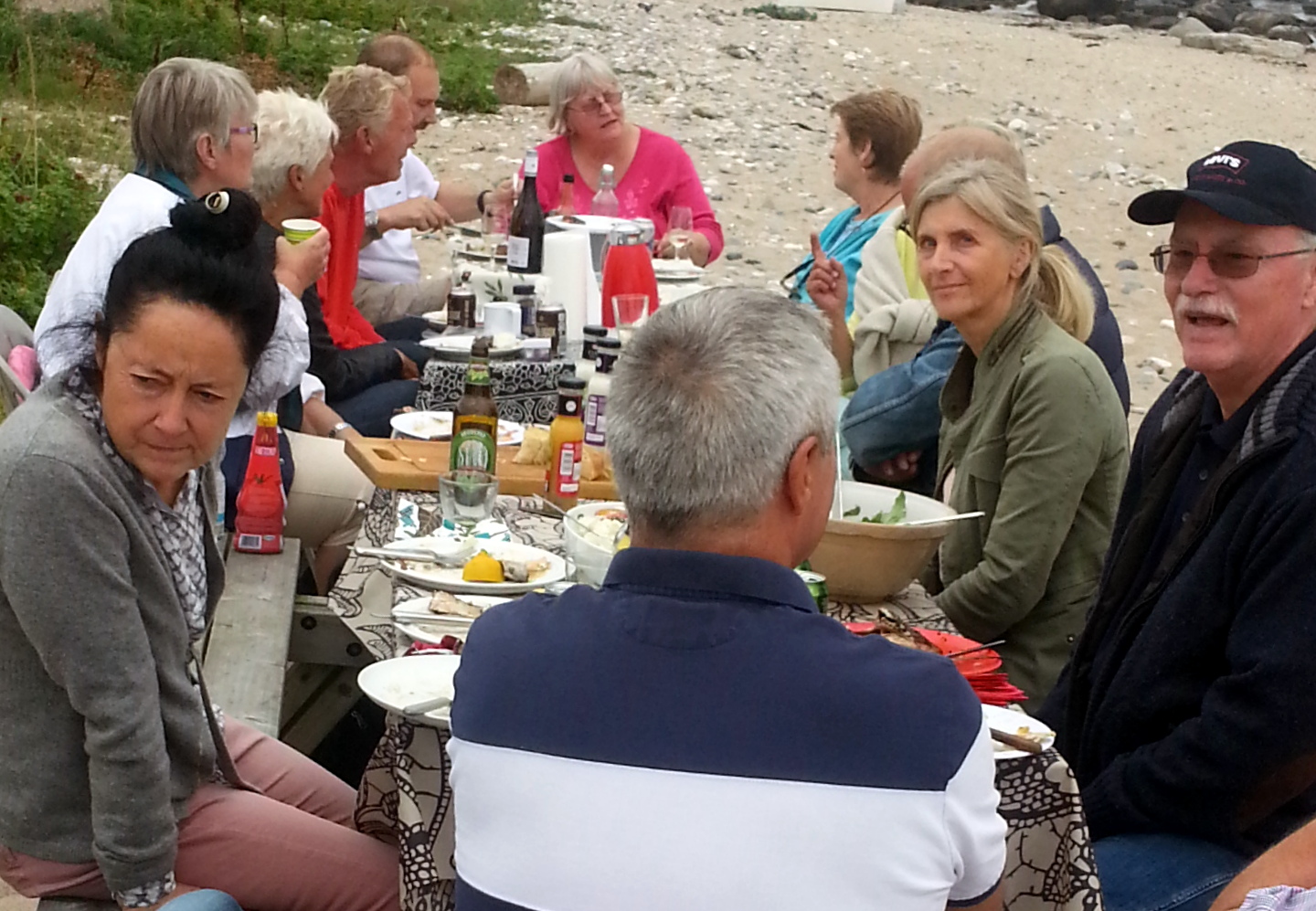 Fællesspisning på stranden 20. august 2016